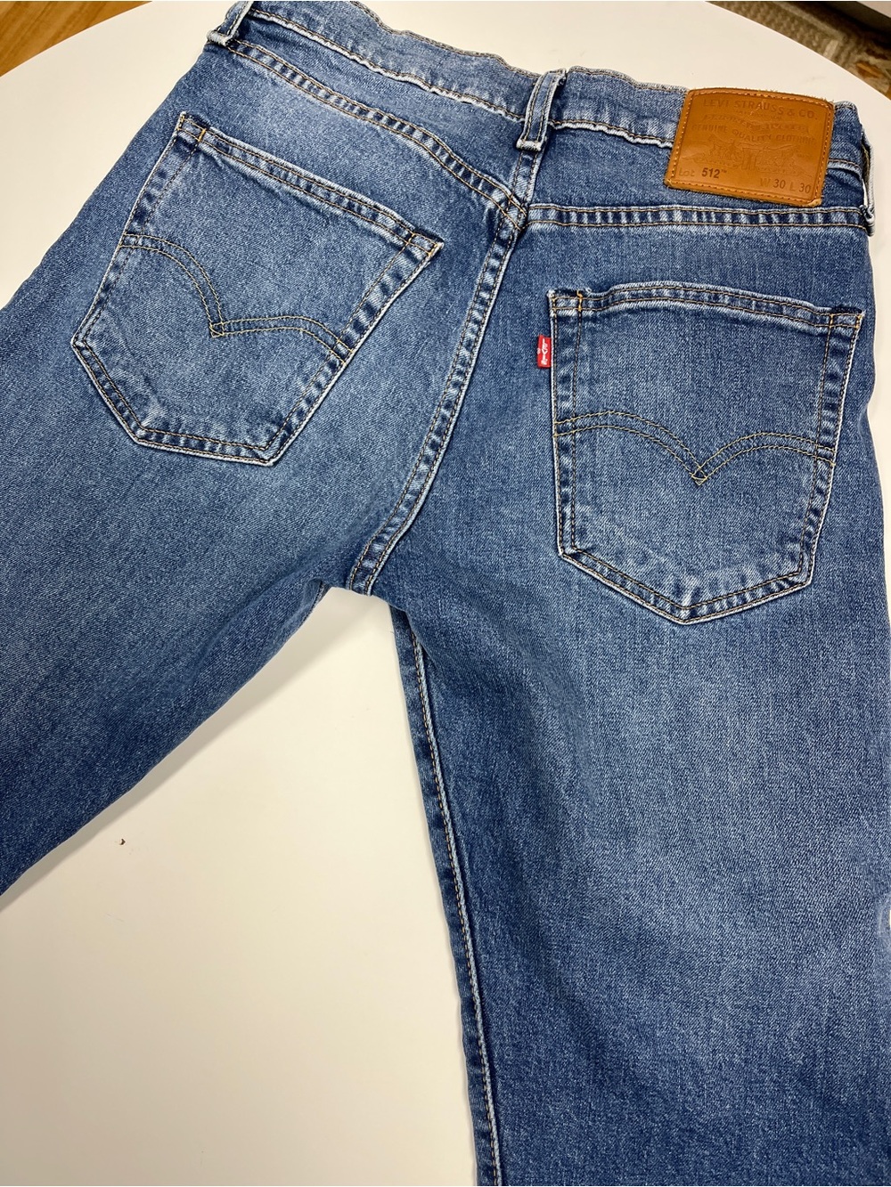 Levi's women’s 30x30 512 slim taper Medium Blue jeans tan leather patch